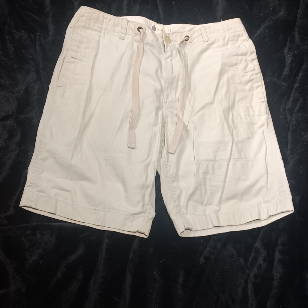 J Crew Men's White Drawstring Casual Shorts - Brand: